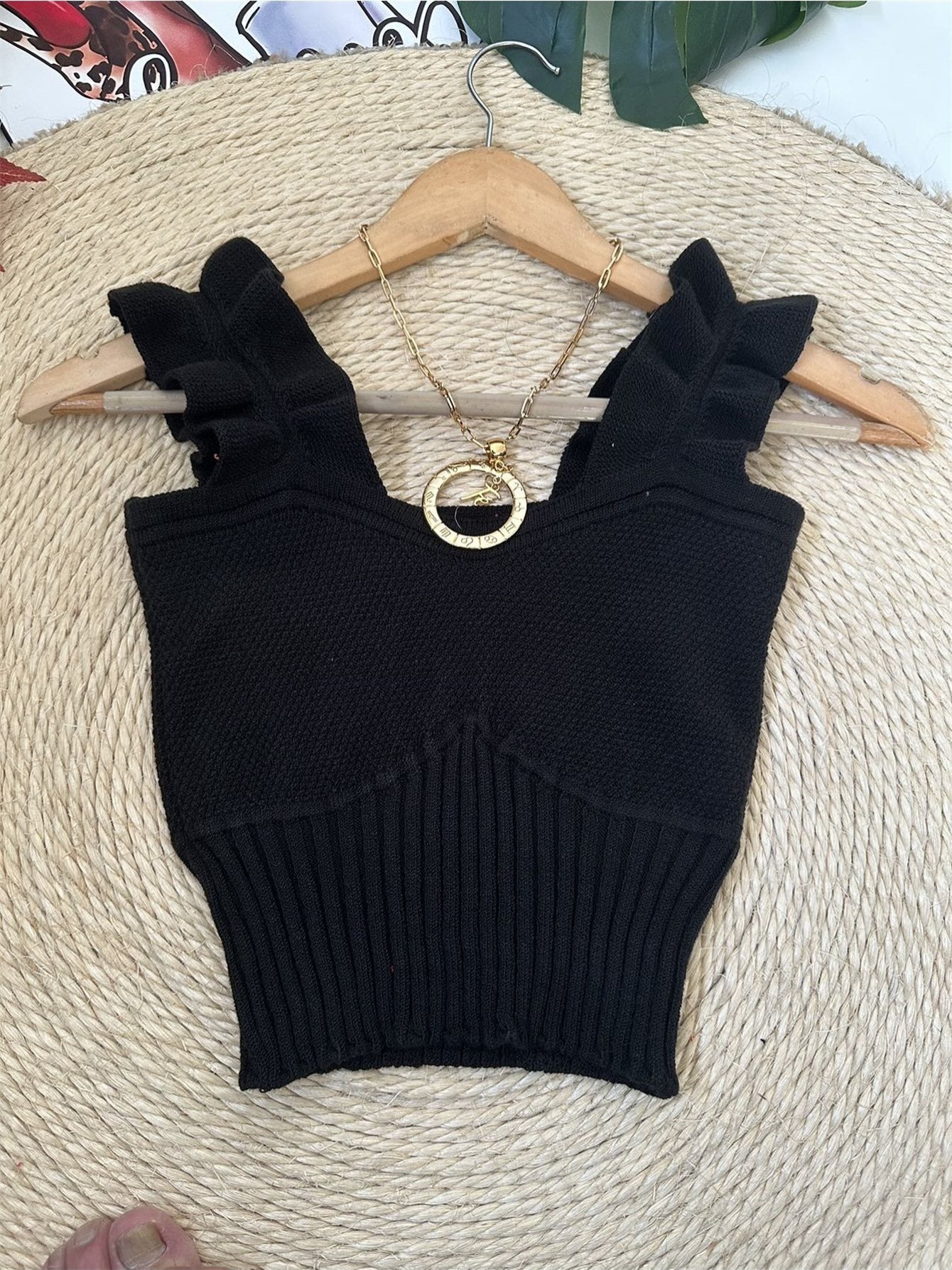 Top Cropped Tricot Feminino com Babados nas Alças Canelado Elegante
