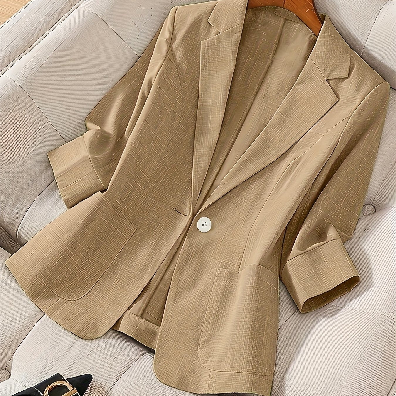 Blazer Feminino Alfaiataria Manga 3/4 com Um Botão Executivo Casual