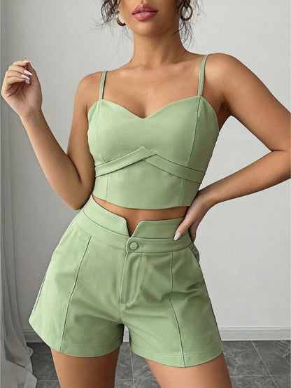 Conjunto Feminino Alfaiataria Top Cropped Bustier e Shorts Elegante