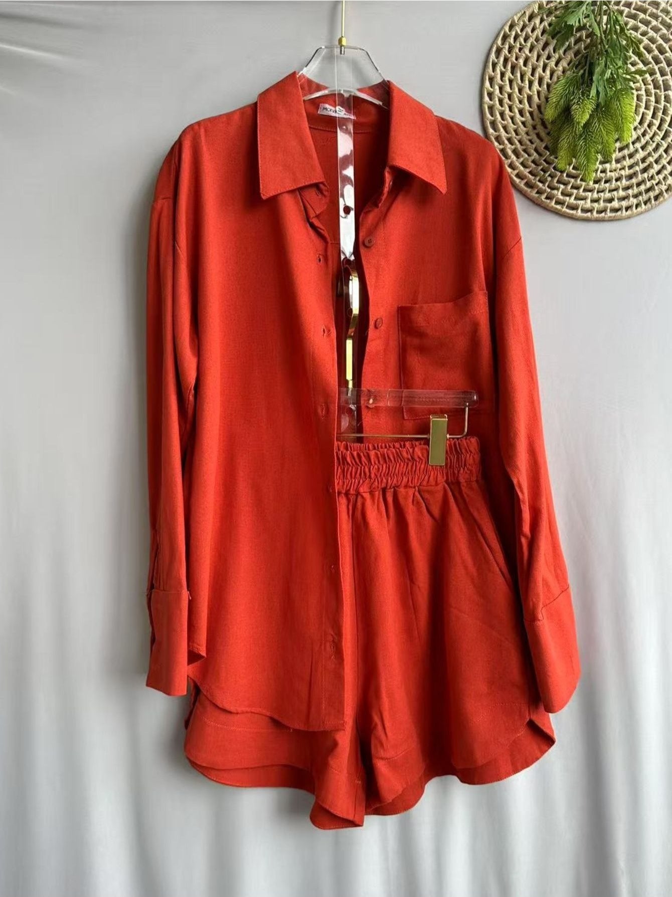 Conjunto Feminino Linho Camisa Manga Longa e Shorts Cintura Elástica Casual