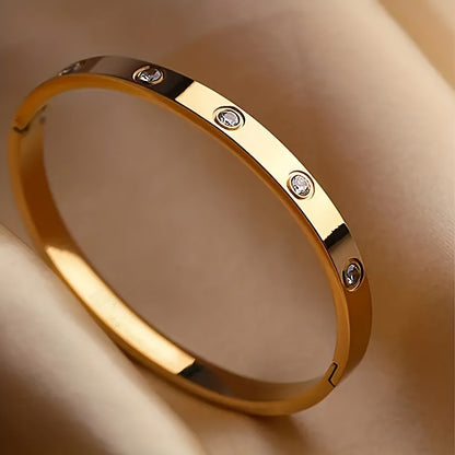 Pulseira Feminina Aço Titânio Zircônia Banho Ouro 18K Clássica Elegante Presente