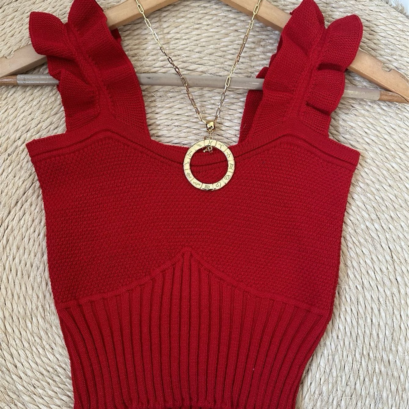 Top Cropped Tricot Feminino com Babados nas Alças Canelado Elegante