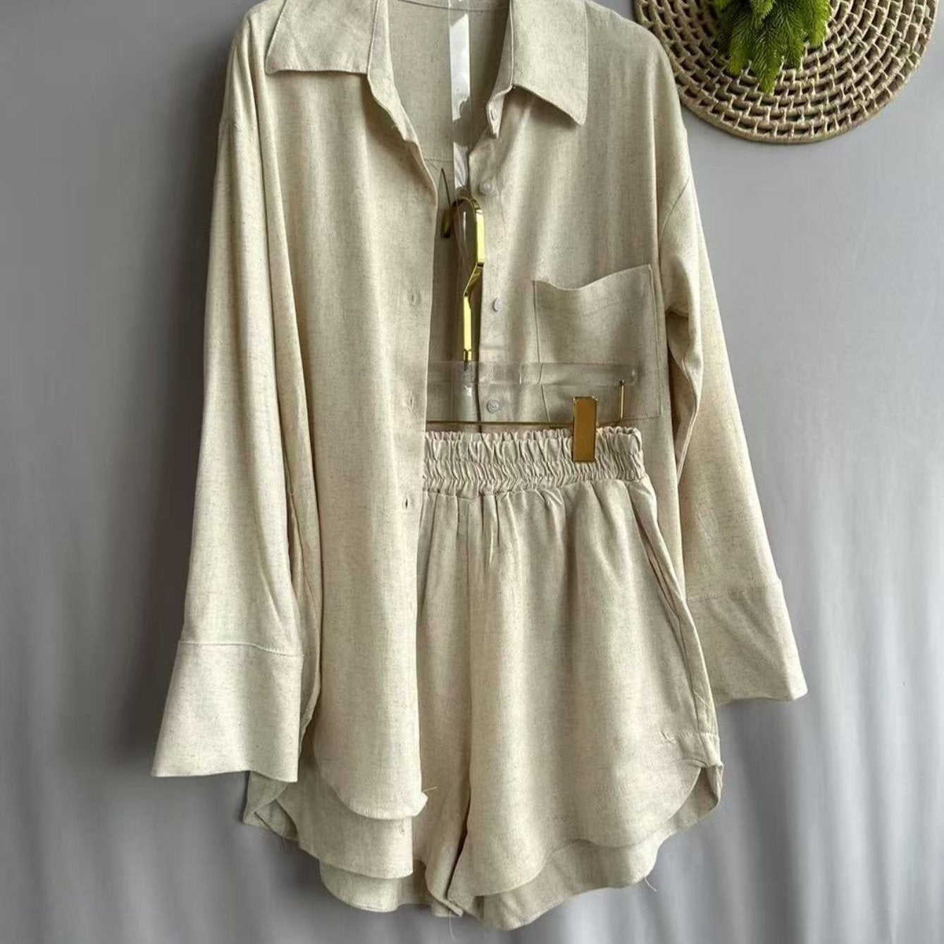 Conjunto Feminino Linho Camisa Manga Longa e Shorts Cintura Elástica Casual