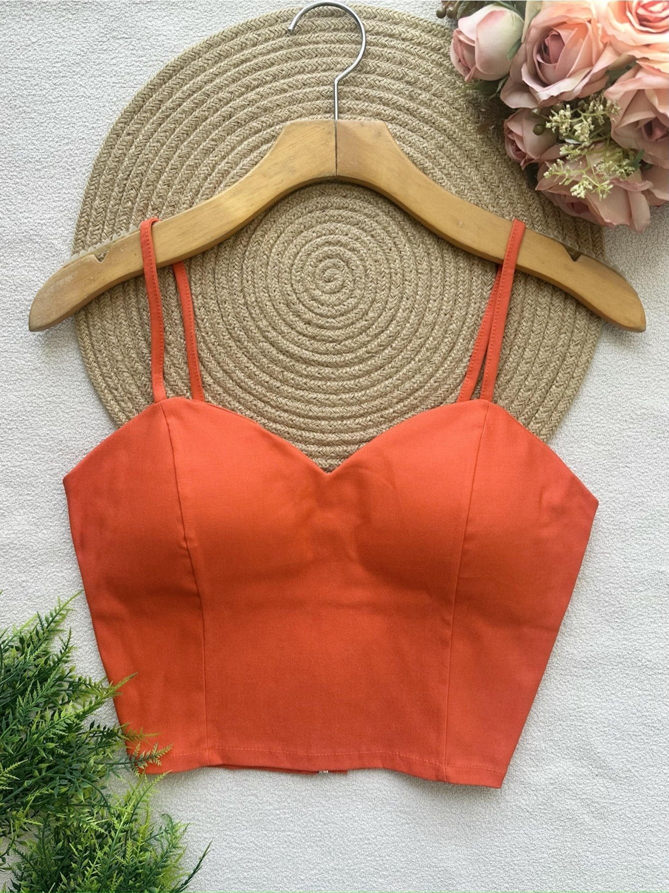 Top Cropped Feminino com Bojo e Zíper Frontal Alças Finas Moderno