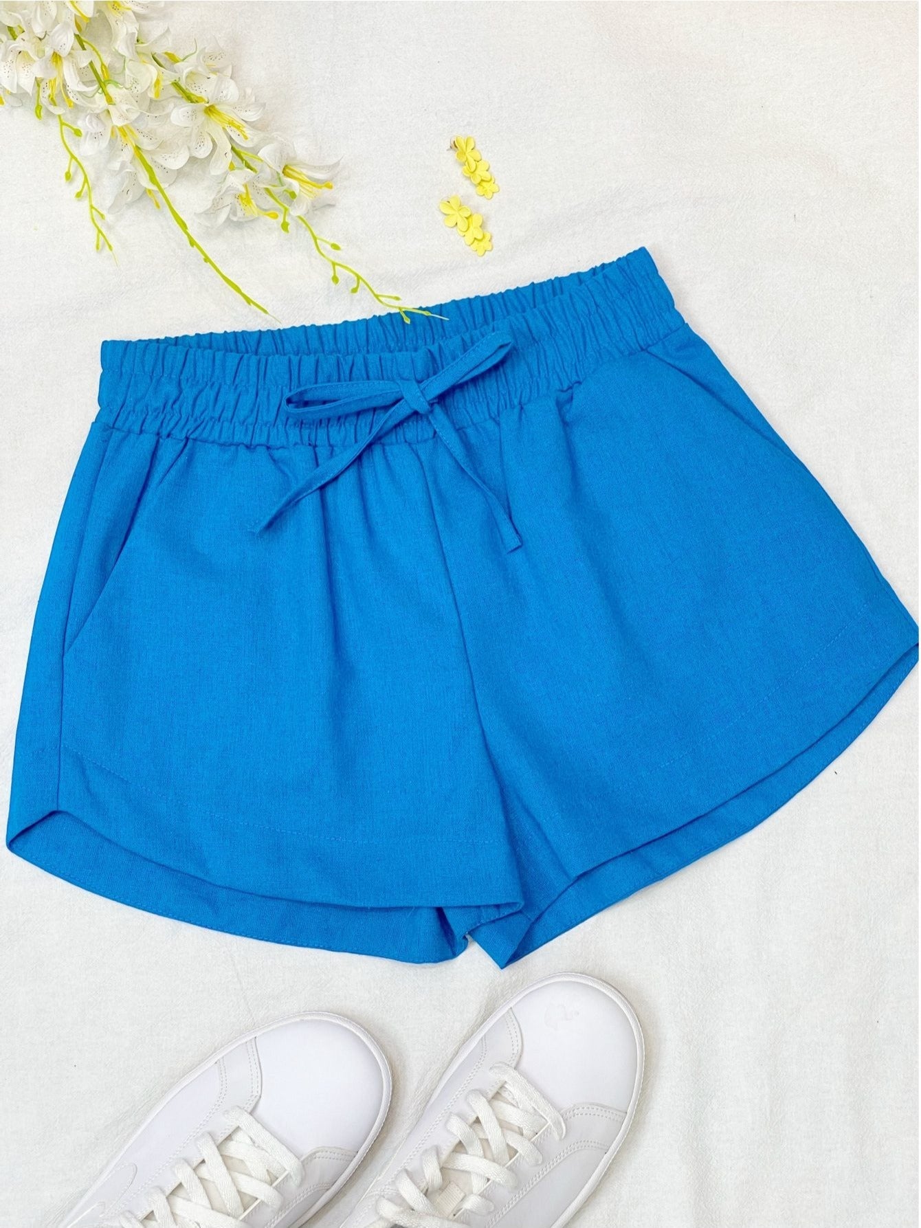 Shorts Feminino Linho Cintura Alta Elástica com Amarração Casual