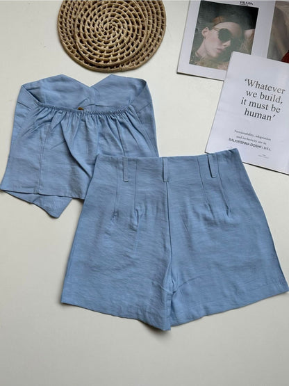 Conjunto Feminino Alfaiataria Top Cropped e Shorts com Pregas Casual