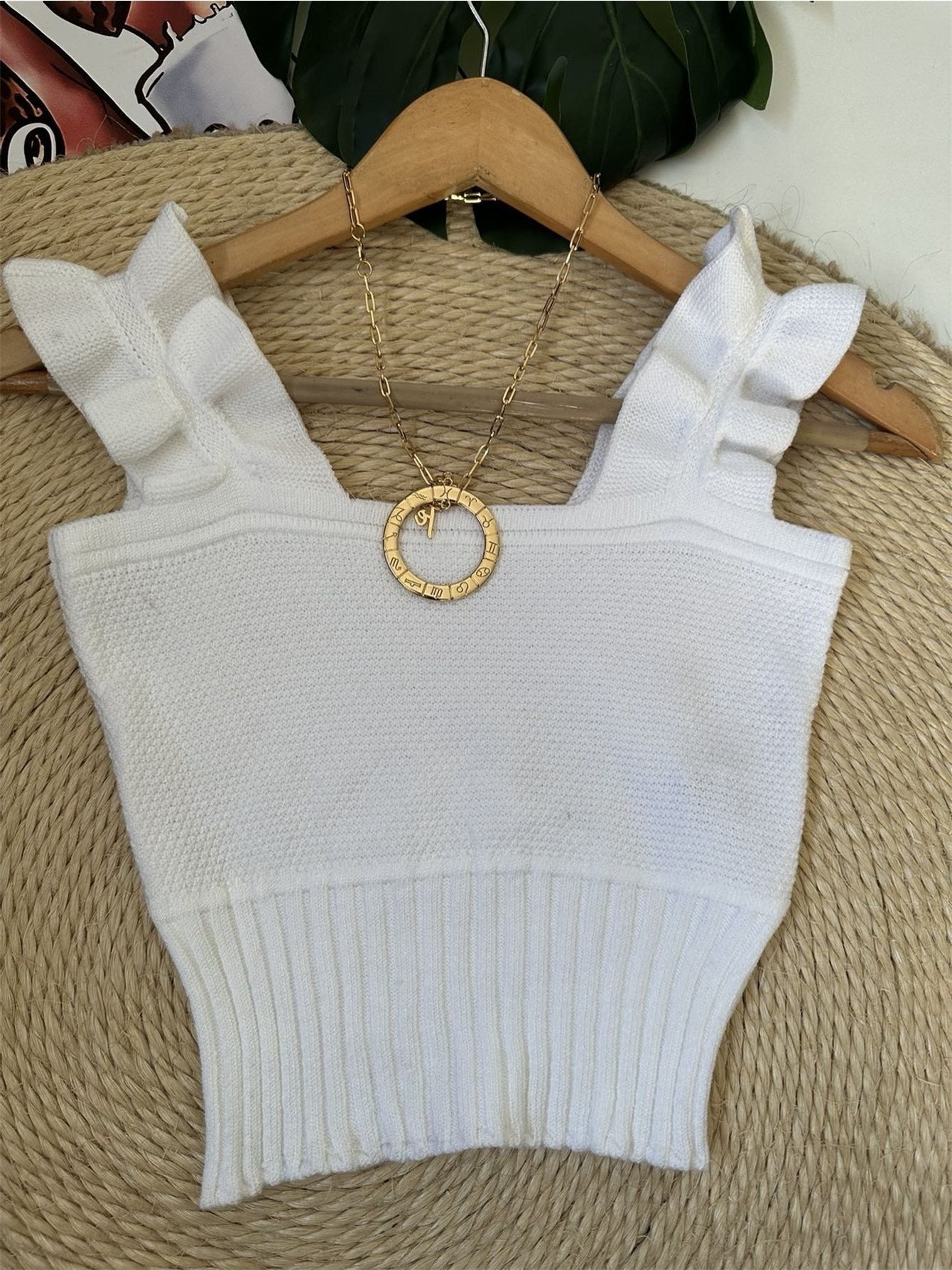 Top Cropped Tricot Feminino com Babados nas Alças Canelado Elegante