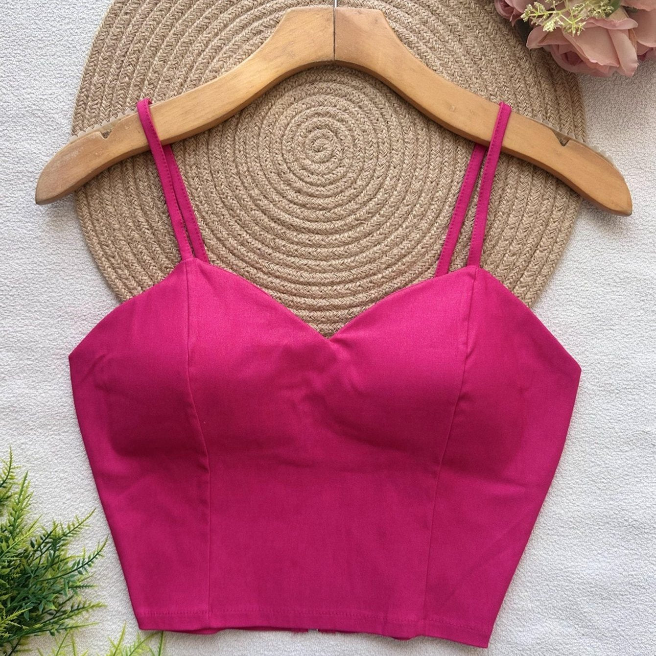 Top Cropped Feminino com Bojo e Zíper Frontal Alças Finas Moderno