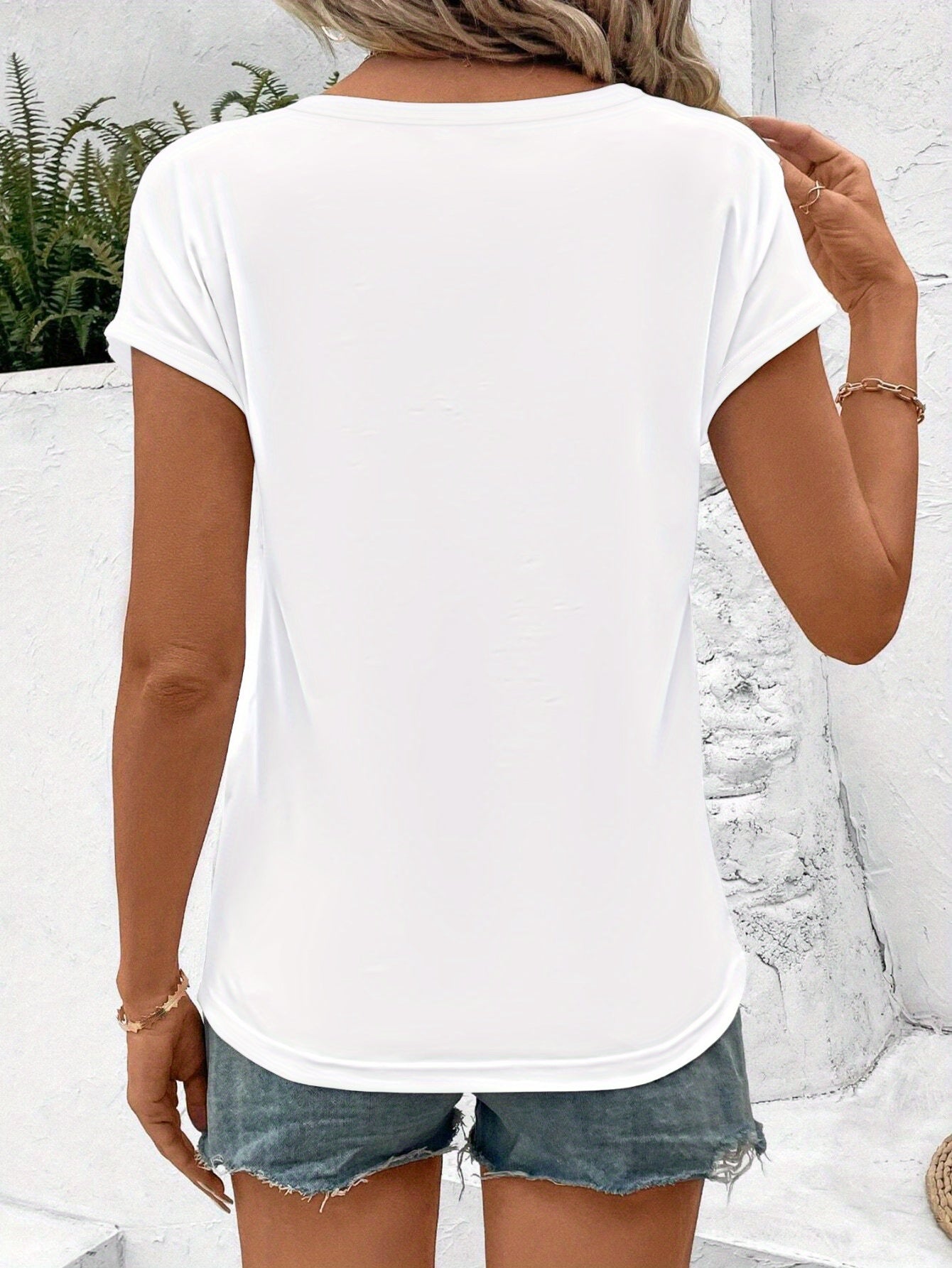 Camiseta Feminina Algodão Decote V Estampa Gatos Divertida Casual