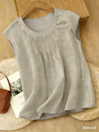 Blusa Feminina Linho Manga Curta com Pregas Frontais e Bordado Casual