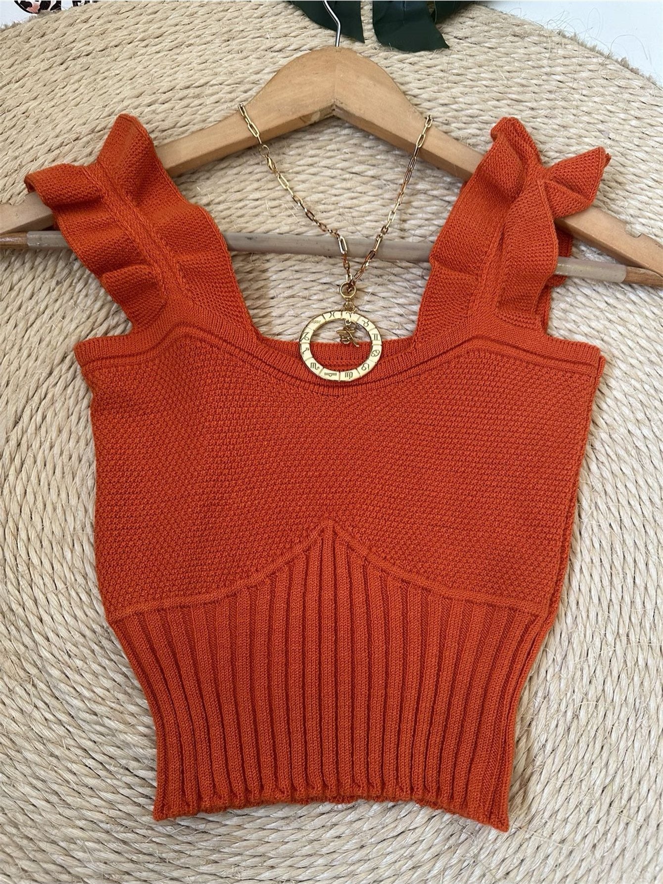 Top Cropped Tricot Feminino com Babados nas Alças Canelado Elegante