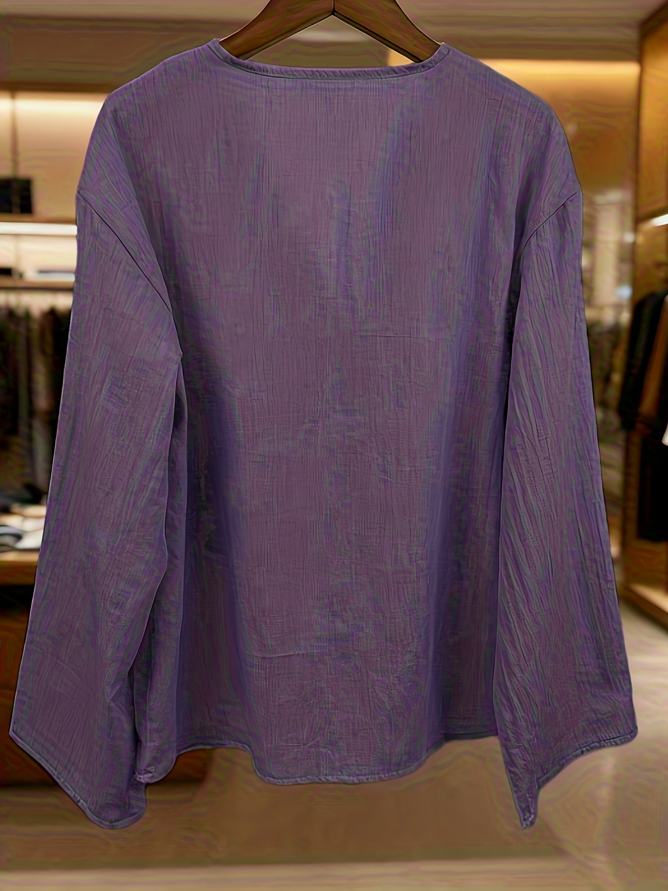 Blusa Feminina Linho Manga 3/4 Decote V com Bordado e Botões Elegante