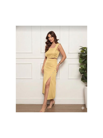 Conjunto Feminino Alfaiataria Top Cropped e Saia Midi com Fenda e Botões