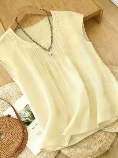 Blusa Feminina Linho Manga Curta com Pregas Frontais e Bordado Casual