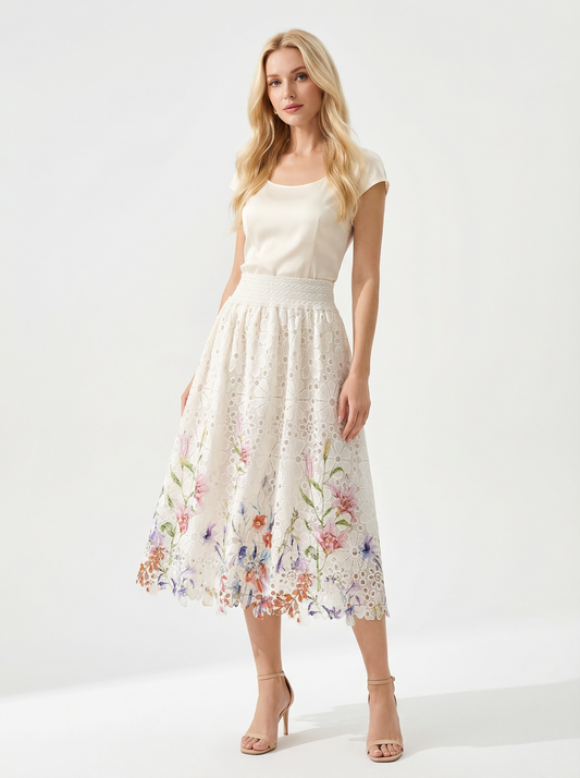 Saia Midi Godê Laise Bordado Floral Branca Romântica Elegante
