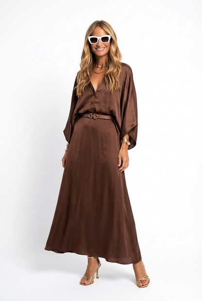 Conjunto Feminino Cetim Manga Morcego Camisa e Saia Longa Elegante