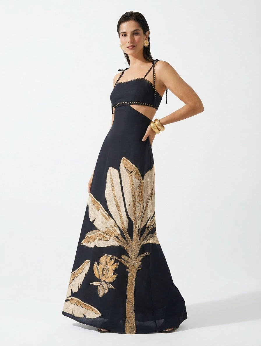 Vestido Longo Estampa Tropical Palmeira com Recorte Vazado e Alças Ajustáveis