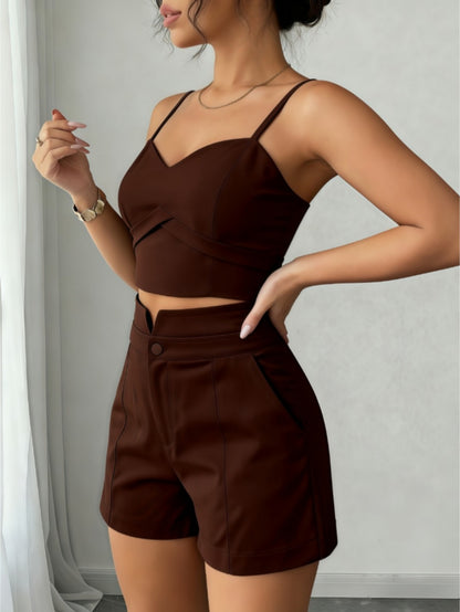 Conjunto Feminino Alfaiataria Top Cropped Bustier e Shorts Elegante