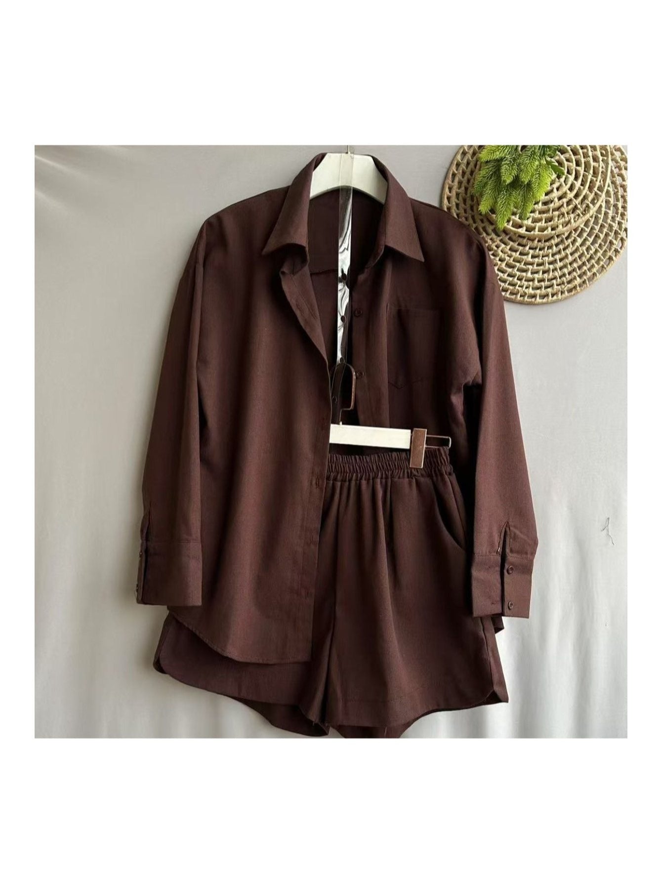 Conjunto Feminino Linho Camisa Manga Longa e Shorts Cintura Elástica Casual