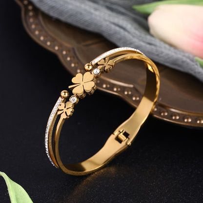 Pulseira Feminina Luxo Aço Inoxidável Abertura Retrô Strass Banho Ouro 18K