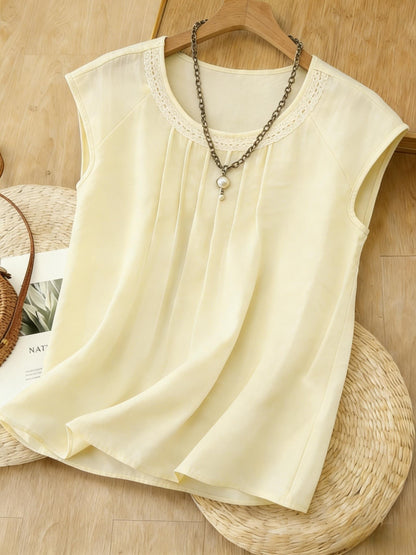 Blusa Feminina Linho Manga Curta com Pregas Frontais e Bordado Casual