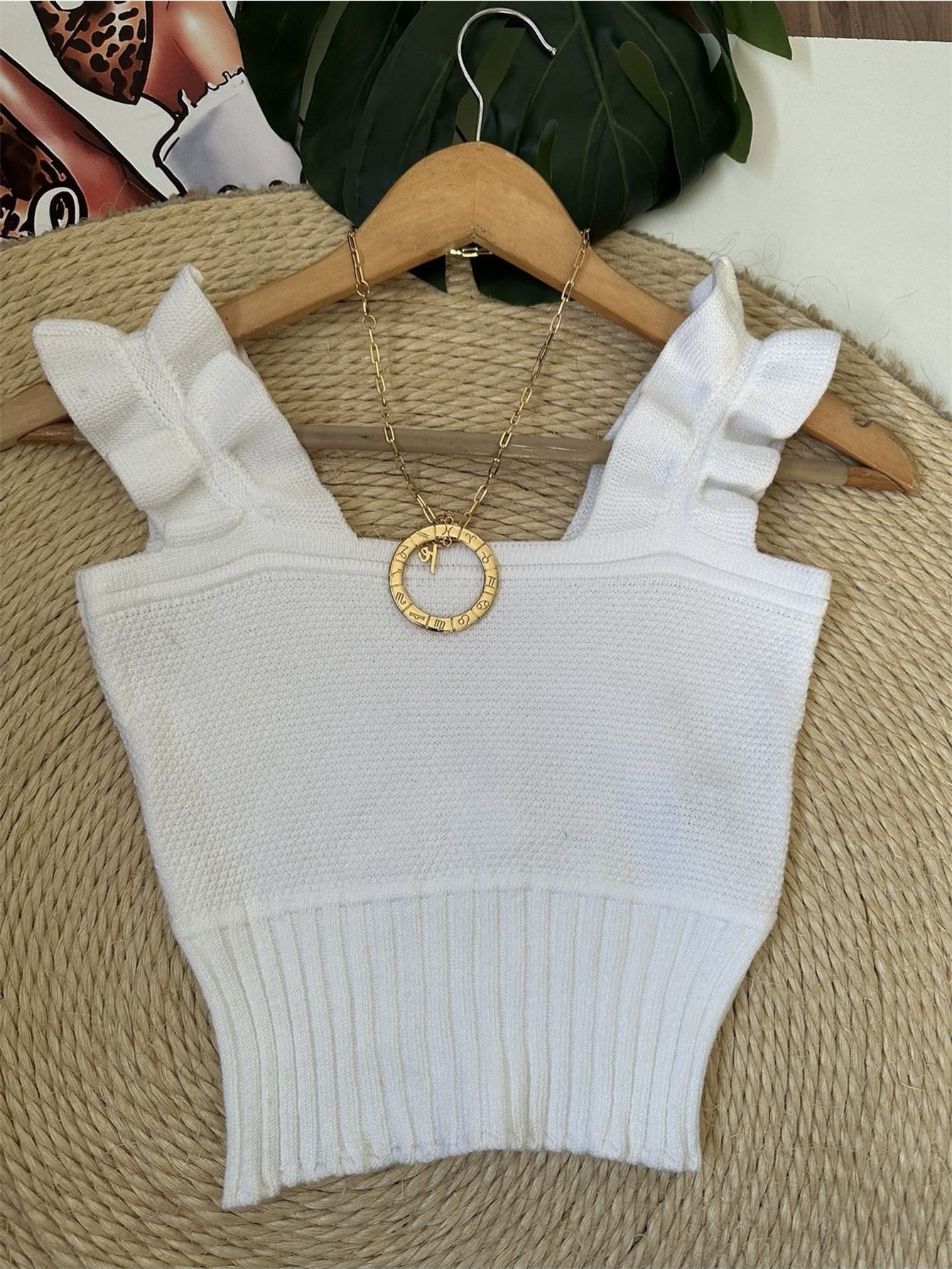 Top Cropped Tricot Feminino com Babados nas Alças Canelado Elegante