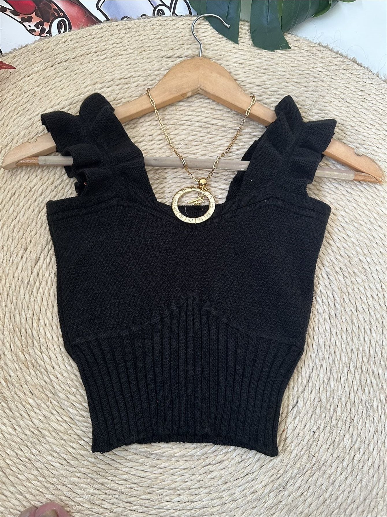 Top Cropped Tricot Feminino com Babados nas Alças Canelado Elegante