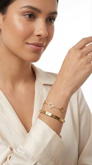 Kit 2 Pulseiras Femininas Aço Inoxidável Trevo Zircônia Banho Ouro 18K Elegante